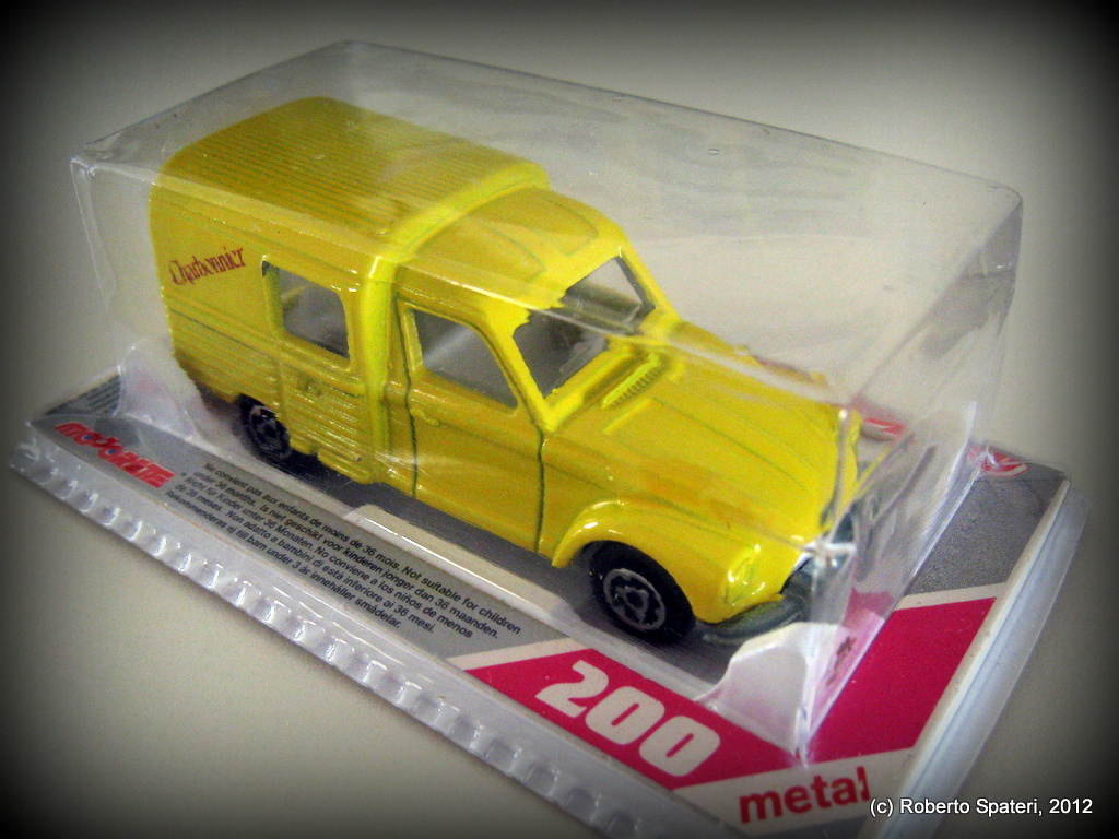 Majorette Citroen Acadiane (n.235)